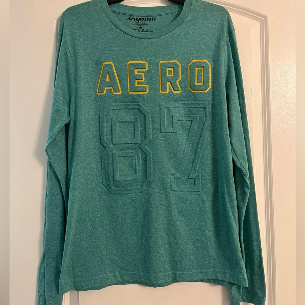 Men’s Aeropostale long sleeve shirt